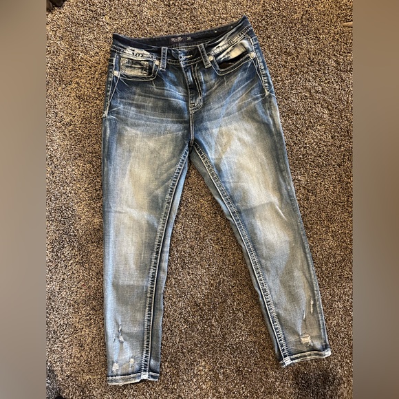 Miss Me Skinny Crop Jeans - Picture 2 of 5